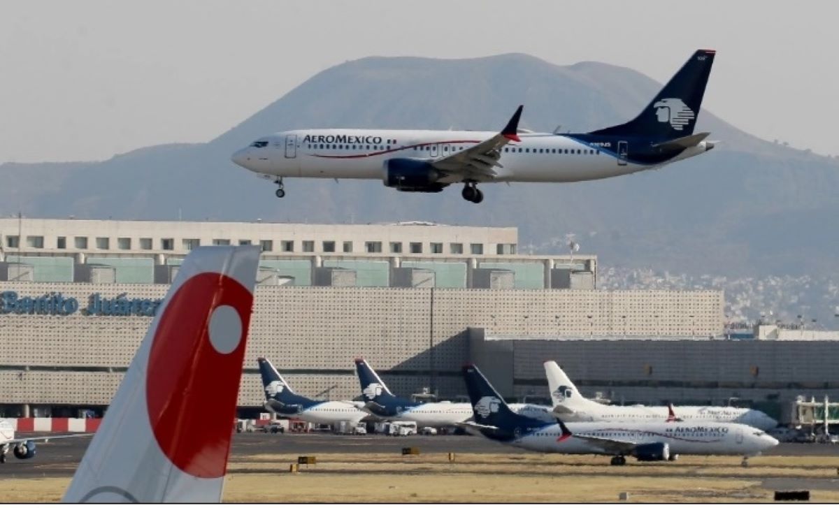 Quien ocupara la dirección del Aeropuerto Internacional de la Ciudad de México (AICM), Benito Juárez, comentó que antes de este sexenio, había corrupción en diversos servicios de la terminal aérea de la capital. Foto: La Jornada.