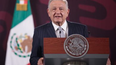 El presidente Andrés Manuel López Obrador enviará una misiva al Tribunal Electoral del Poder Judicial de la Federación (TEPJF) para solicitar que las conferencias permanezcan en las plataformas oficiales durante 24 horas y posteriormente se bajan para recuperarlas en su totalidad pasando las elecciones. Foto: Presidencia.