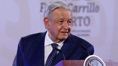 El presidente Andrés Manuel López Obrador, pese a que no quiso pronunciarse del todo sobre el tema, comentó que el próximo fin de semana será más que una elección de candidatos. Foto: Presidencia.