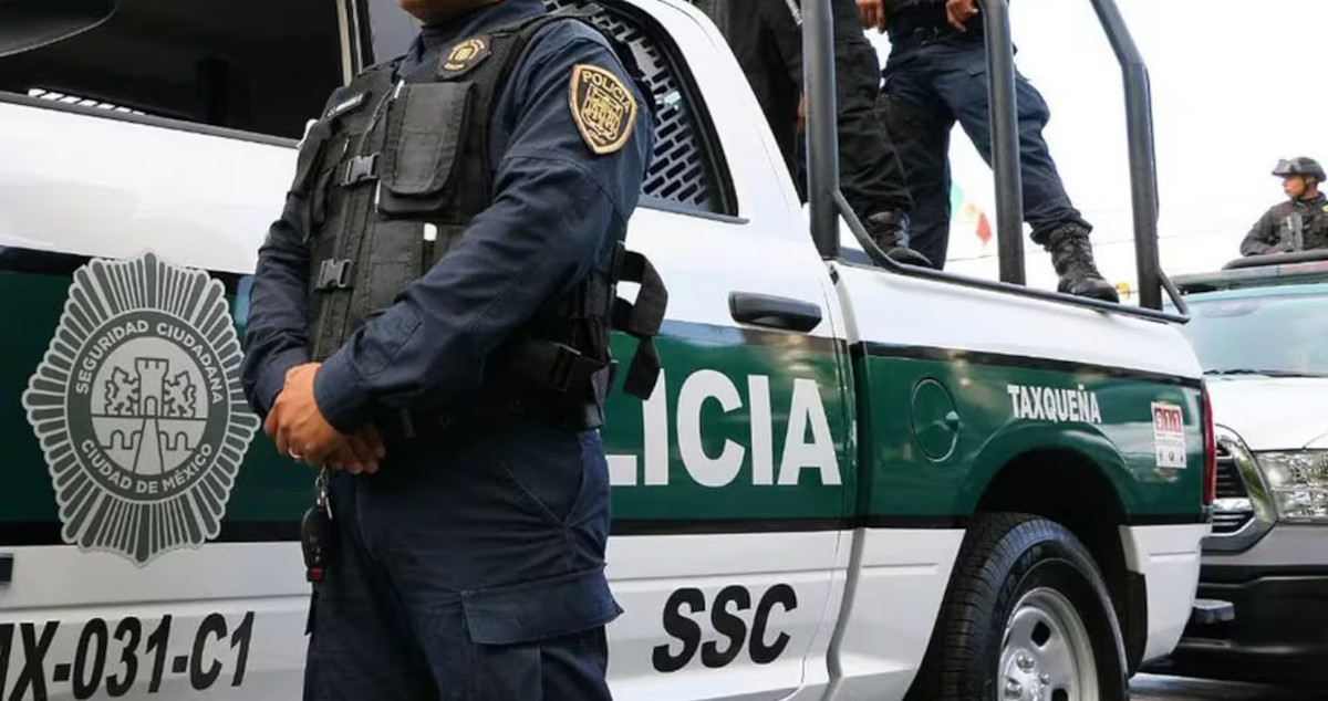 [VIDEO] Ladrón llora cuando se lo lleva la policía; golpeó a su suegro y amenazó a sus vecinos. Foto: SSCCDMX