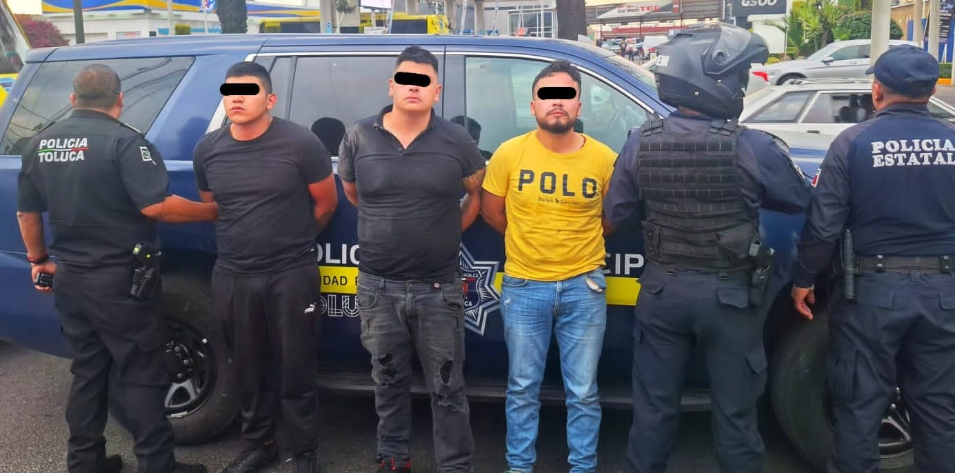 Toluca Detenidos Tres Sujetos Por Robo A Mano Armada En Starbucks De Tollocan La Jornada 0043