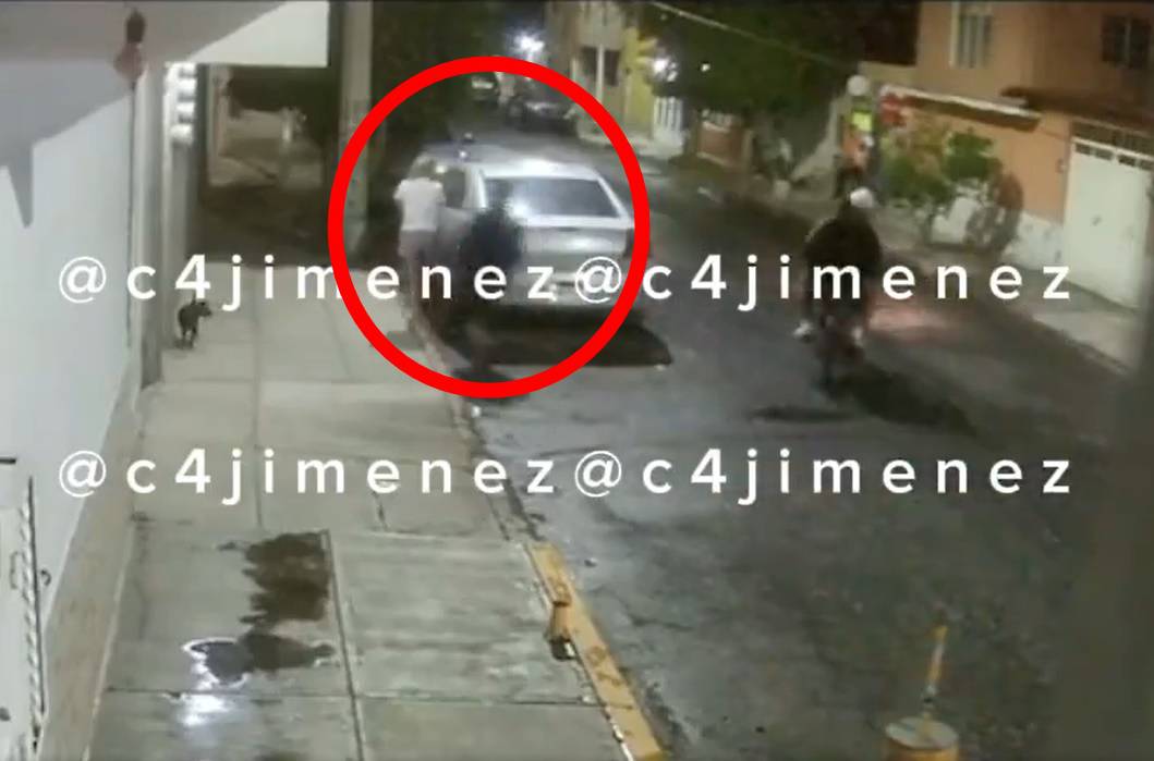 Gracias a un video de una cámara de seguridad, una vez más quedó grabado el nivel de inseguridad que se vive en el oriente del Estado de México. Foto: Captura