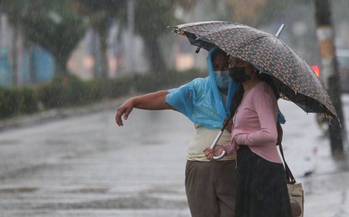 La Comisión Nacional del Agua (Conagua), por medio de redes sociales, informó que 26 estados de la República Mexicana, a pesar del calor, esperan lluvias. Foto: Archivo.