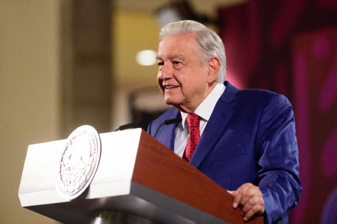 Durante la conferencia de prensa, en Palacio Nacional, el Jefe del Ejecutivo señaló que la decisión de su homólogo de Estados Unidos es un asunto que corresponde analizar y resolver a los miembros del Partido Demócrata. Foto: Presidencia