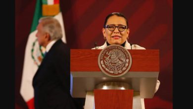 Rosa Icela Rodríguez manifestó el compromiso del gobierno federal a que “habrá respuestas” por el crimen de Morales Figueroa, abatido a tiros el domingo en el municipio de Coacalco, Estado de México. Foto: La Jornada