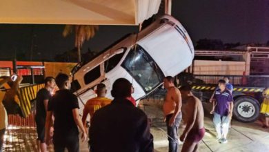 Este hecho ocurrió la noche del pasado sábado en el puesto de Coatzacoalcos, Veracruz, donde los jóvenes celebraban el fin del curso escolar en un muelle privado. Fotos: Especiales