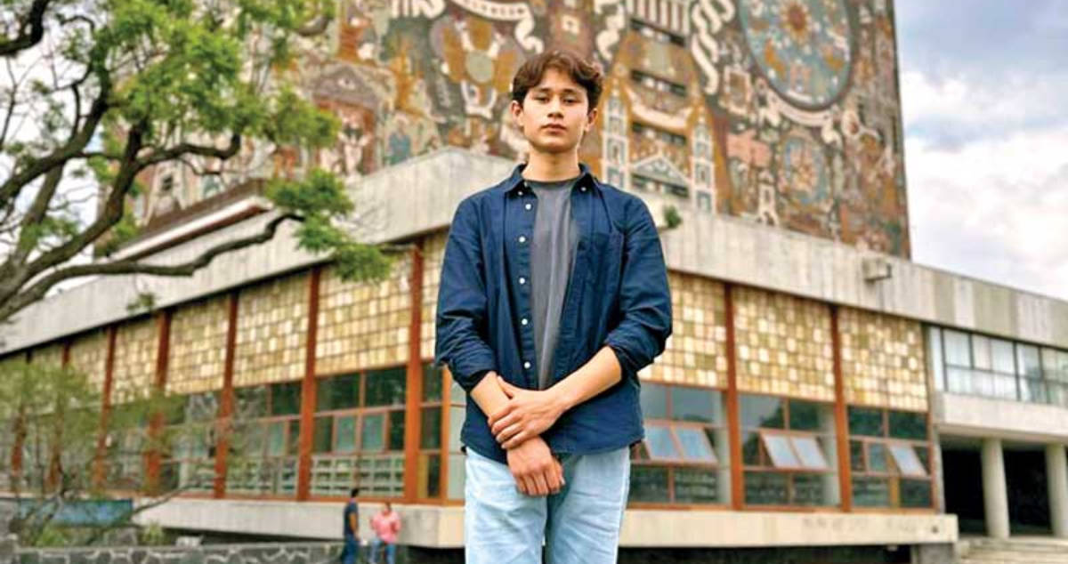 “Es un sueño hecho realidad”, dice Fernando Chávez, joven mexiquense de Villa Guerrero que hoy va a la UNAM