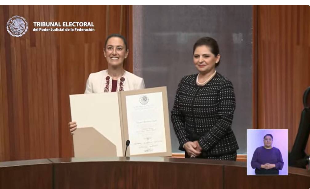 Claudia Sheinbaum recibe constancia de mayoría del TEPJF como presidenta electa de México