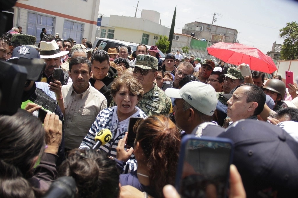 “La vamos a apoyar”: Sheinbaum respalda trabajo de Delfina Gómez en inundación de Chalco