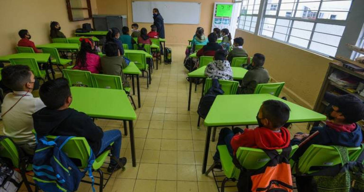 ¿A qué beca tiene acceso mi hijo que está en escuela de Edomex de educación básica?