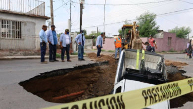 ¿Quién me paga si mi auto cae en un socavón o en un bache?