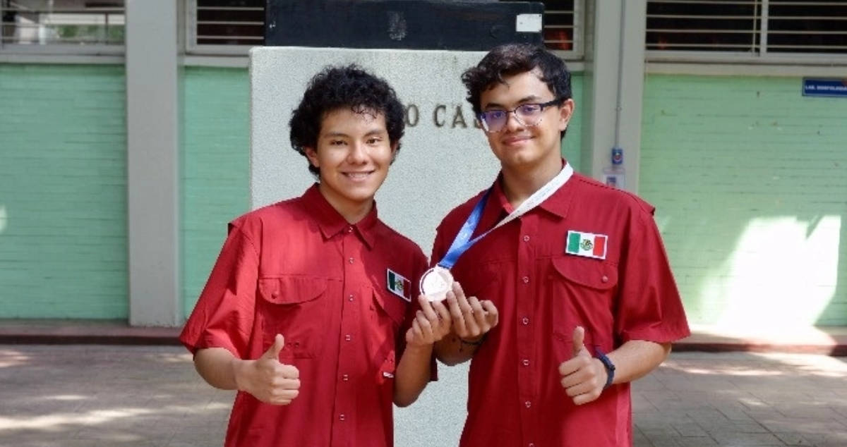 Medalla de bronce y mención honorífica a estudiantes de la UNAM en Olimpiada Internacional de Física