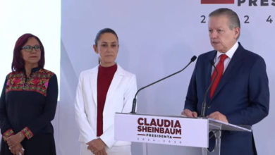 Claudia Sheinbaum presenta a Arturo Zaldívar como Coordinador de Política y Gobierno; Leticia Robles para Asuntos Intergubernamentales