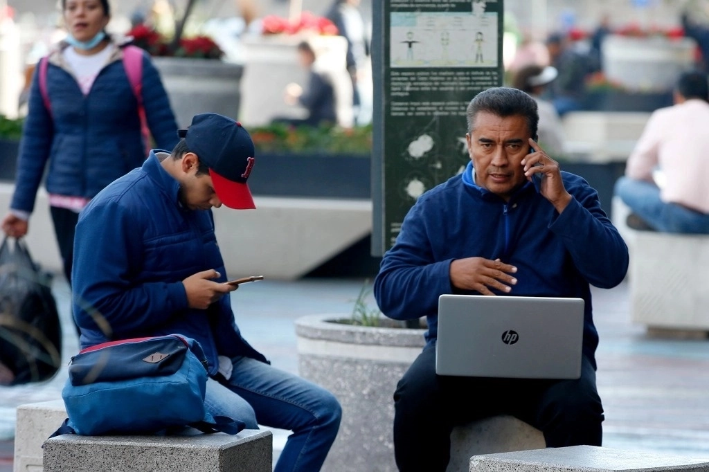 ¿Tu jefe te busca después del trabajo? Proponen desconexión digital para empleados