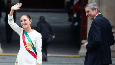 Claudia Sheinbaum cruza las puertas de Palacio Nacional como presidenta