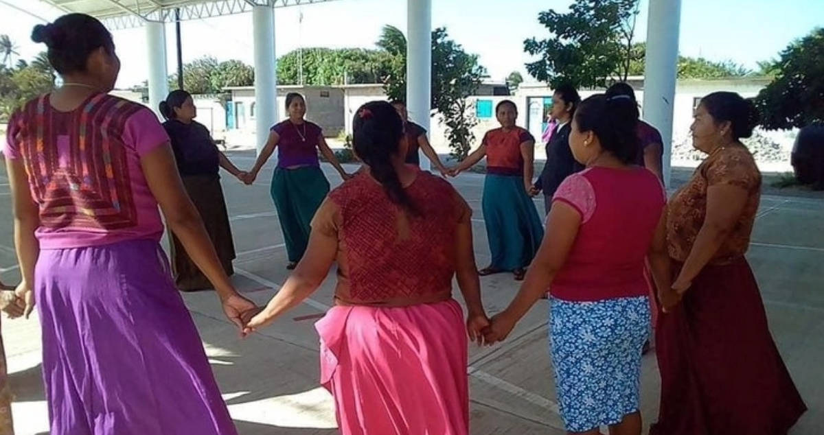 Claudia Sheinbaum anunció que el registro para la pensión de 3 mil pesos para Mujeres de 60 a 64 años comenzará en las comunidades indígenas y afromexicanas.